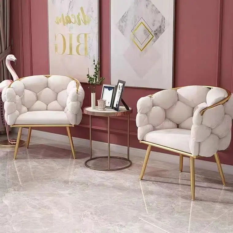 Amnie Classic Upholstered Armchair