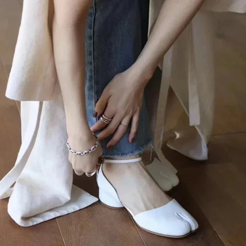 Day Dream Spilt Chunky Heels