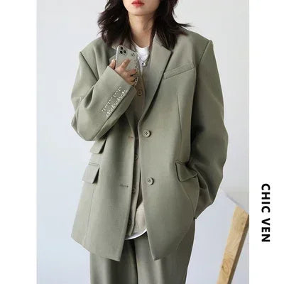 Boring Wide Shoulder Embroidery Cuff Blazer
